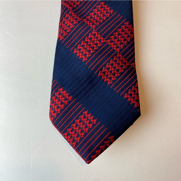Vintage Macrae red blue big plaid wide tie polyester - Picture 5 of 11